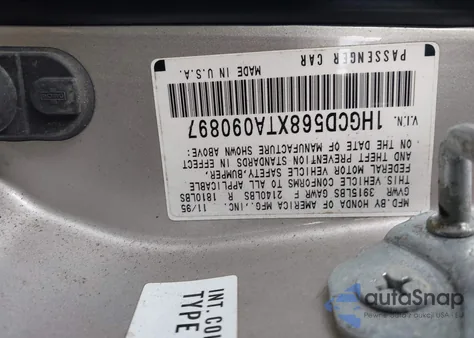 1996 Honda Accord Dx 25Th Anniversary z USA, uszkodzony, nr VIN 1HGCD568XTA090897